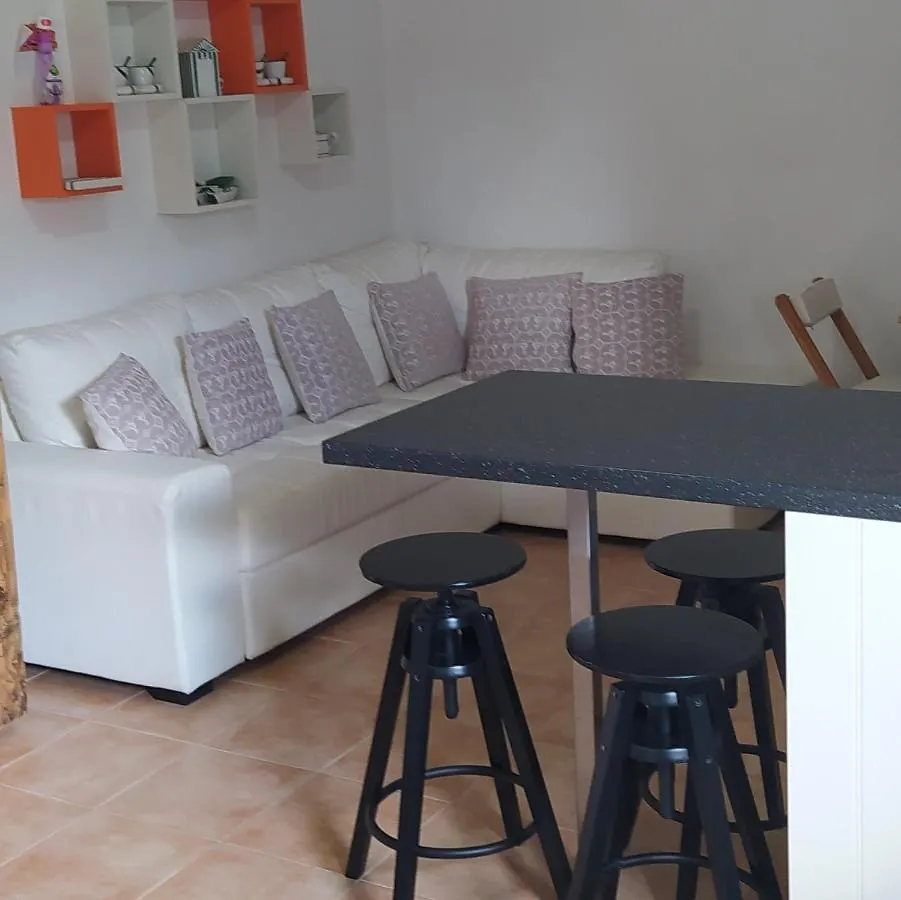 阿尔扎凯纳Portocervo House公寓